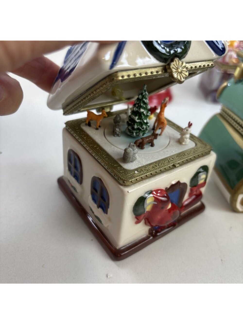 Set of 5 Mr. Christmas Ornaments Hinged Musical Boxes with Animated Carousels - Picture 2 of 8